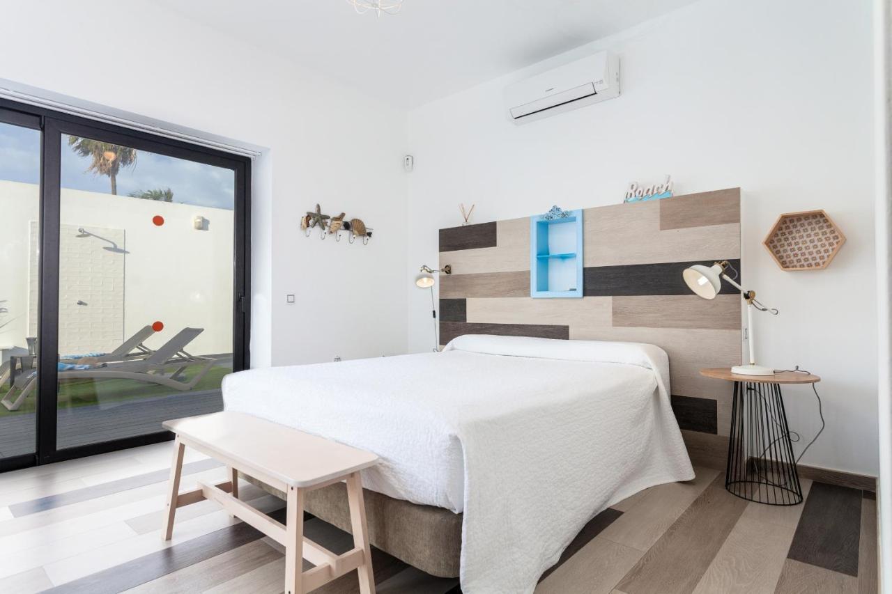 Villa Luxury Azul Private Pool And Bbq Corralejo By Holidays Home Екстериор снимка