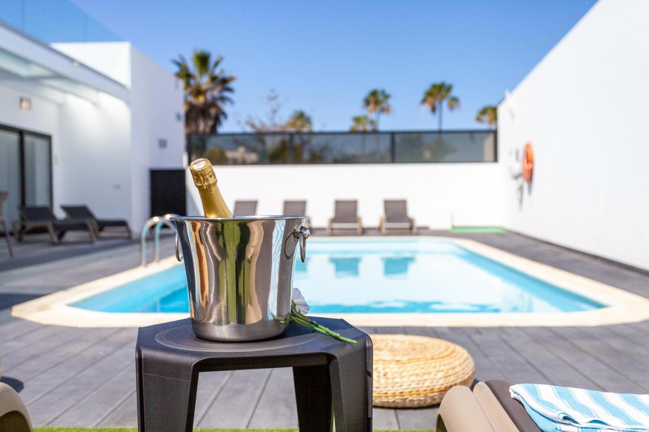 Villa Luxury Azul Private Pool And Bbq Corralejo By Holidays Home Екстериор снимка
