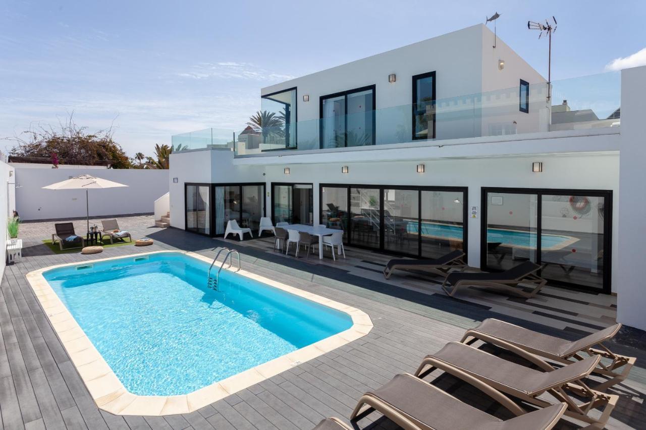 Villa Luxury Azul Private Pool And Bbq Corralejo By Holidays Home Екстериор снимка