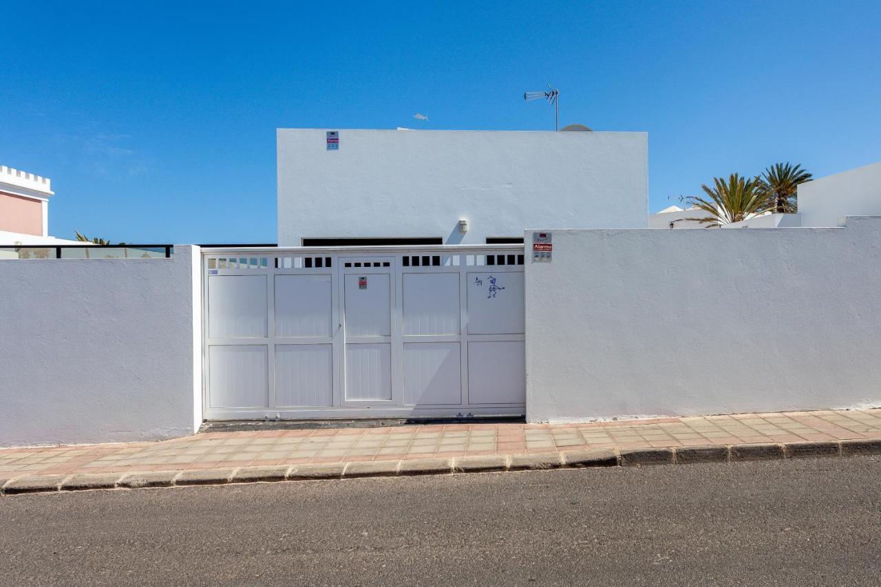 Villa Luxury Azul Private Pool And Bbq Corralejo By Holidays Home Екстериор снимка